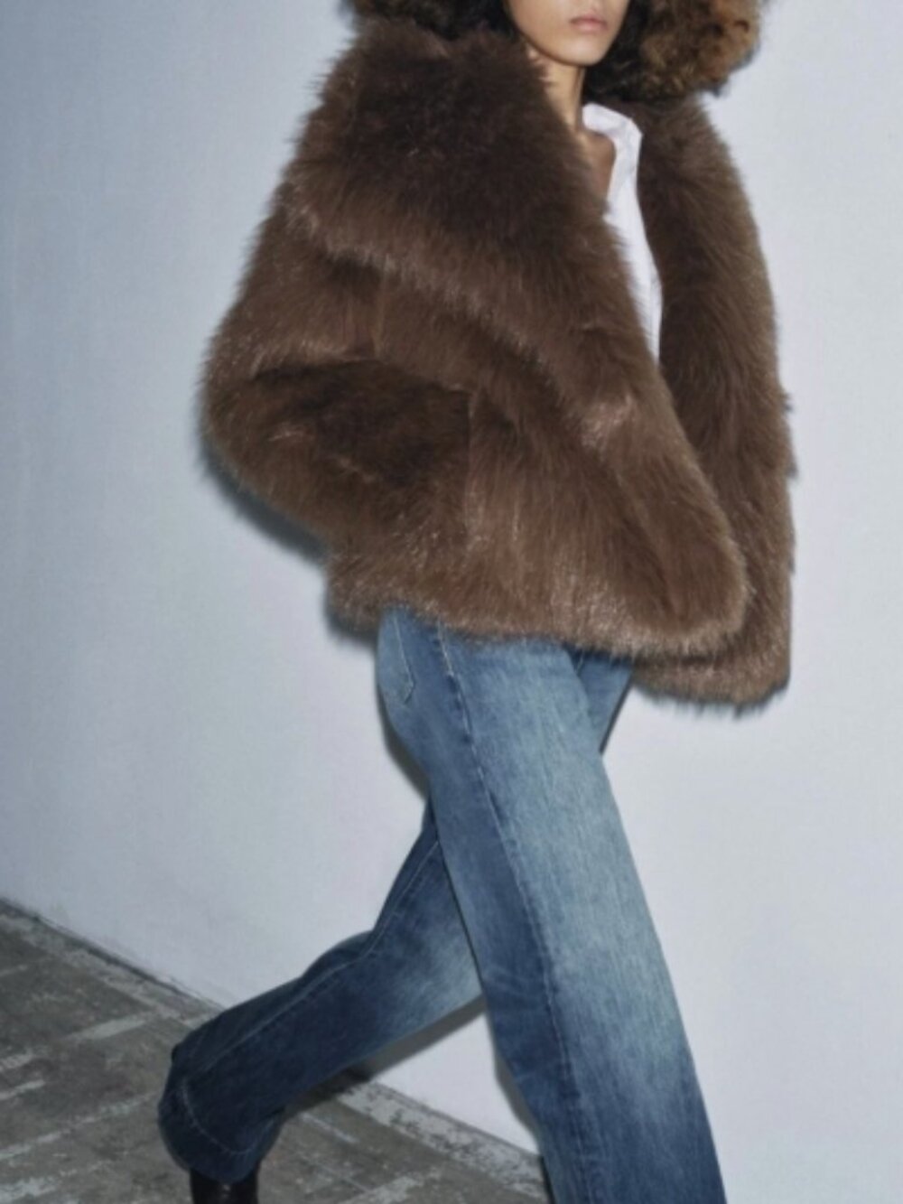 NWT ZARA ZW COLLECTION FAUX FUR SHORT COAT L 4360